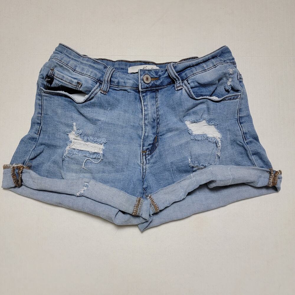 KanCan Distressed Shorts SZ 27